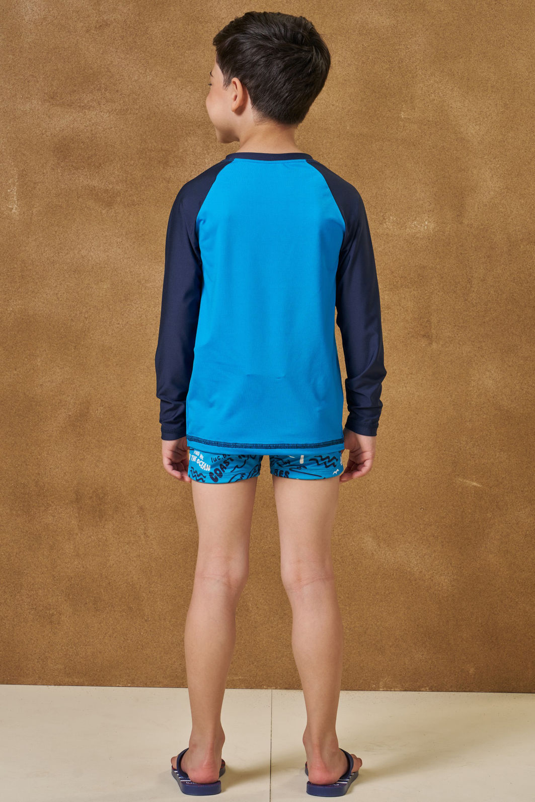 Conjunto de camiseta e sunga em malha UV dry com proteção UV50+ 96170 LucBoo Infantil Menino Conjunto de camiseta e sunga em malha UV dry com proteção UV50+ 96170 LucBoo Infantil Menino