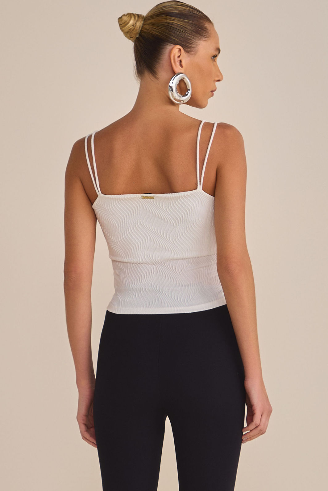 Blusa de alça em malha texture 88998 Linzzi Blusa de alça em malha texture 88998 Linzzi
