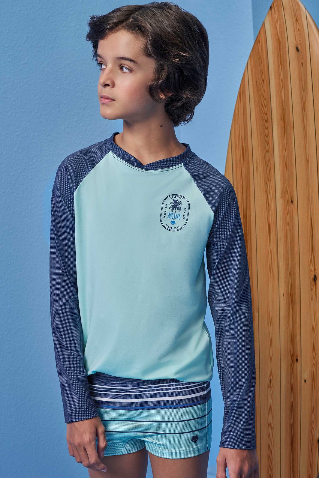 Conjunto de camiseta e sunga em malha uv dry com proteção UV50+ 99037 Johnny Fox Teen Menino Conjunto de camiseta e sunga em malha uv dry com proteção UV50+ 99037 Johnny Fox Teen Menino