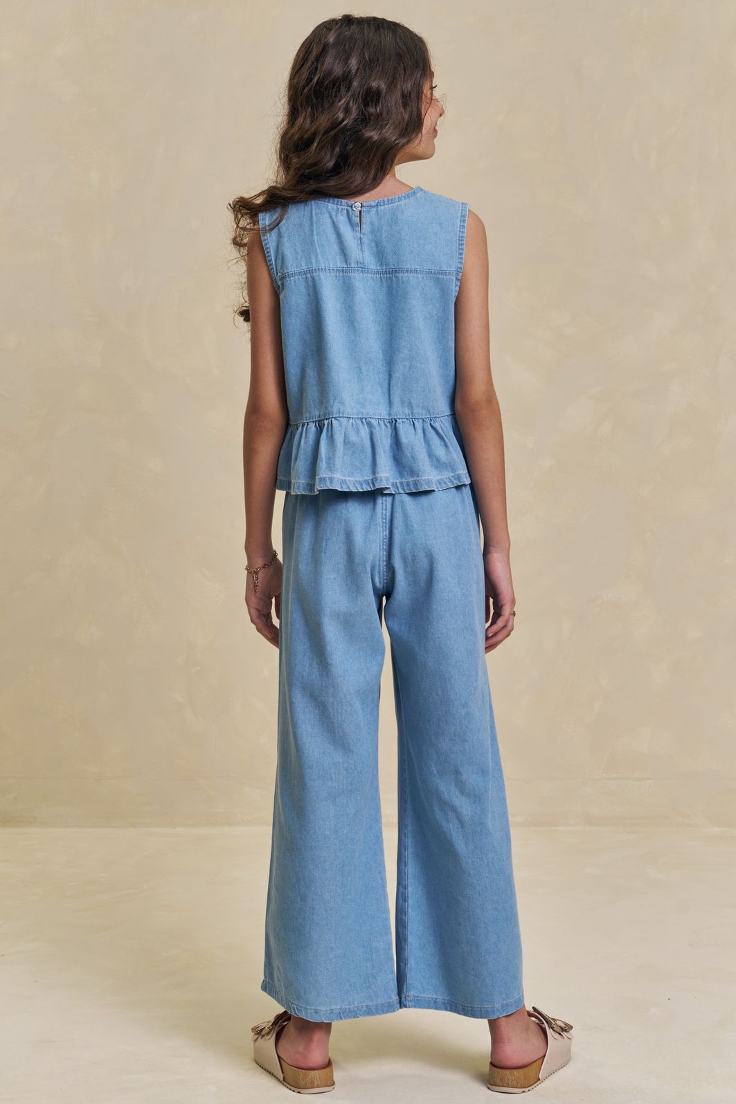 Conjunto de blusa e calça midi em jeans teca 96287 Lilimoon Teen Menina Conjunto de blusa e calça midi em jeans teca 96287 Lilimoon Teen Menina