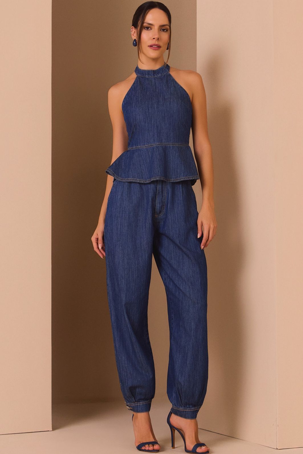 Blusa frente única em jeans leve 97658 Linzzi Blusa frente única em jeans leve 97658 Linzzi