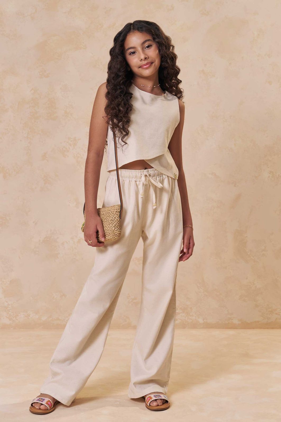 Conjunto de blusa e calça reta em linho santorine 95521 Lilimoon Teen Menina Conjunto de blusa e calça reta em linho santorine 95521 Lilimoon Teen Menina
