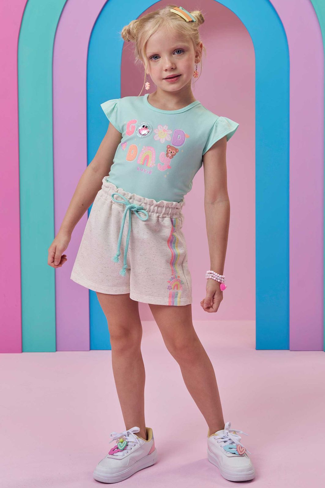 Conjunto de blusa em meia malha e shorts em moletom linho sem pelúcia 98380 Kukiê Infantil Menina Conjunto de blusa em meia malha e shorts em moletom linho sem pelúcia 98380 Kukiê Infantil Menina