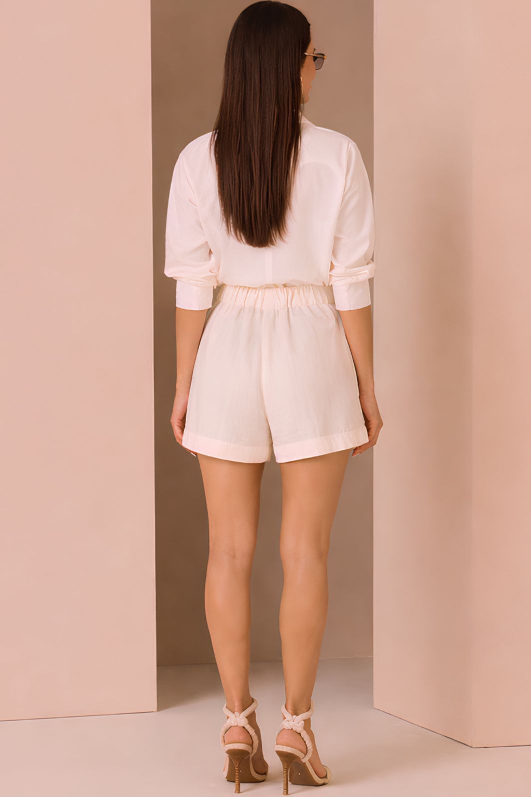 Shorts em crepe de viscose rayon. Acompanha shorts forro em malha 98630 Linzzi Shorts em crepe de viscose rayon. Acompanha shorts forro em malha 98630 Linzzi