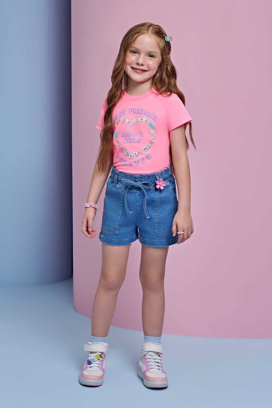Shorts em jeans com elastano. Acompanha presilha de cabelo 95317 Infanti Infantil Menina Shorts em jeans com elastano. Acompanha presilha de cabelo 95317 Infanti Infantil Menina