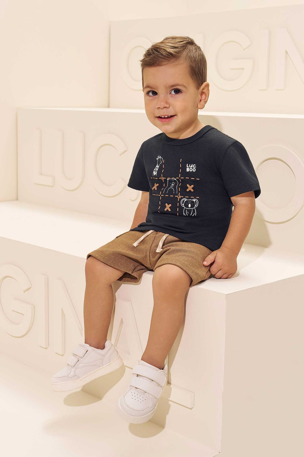 Conjunto de camiseta em meia malha e bermuda em cotton jeans com elastano 97266 LucBoo Bebê Menino Conjunto de camiseta em meia malha e bermuda em cotton jeans com elastano 97266 LucBoo Bebê Menino