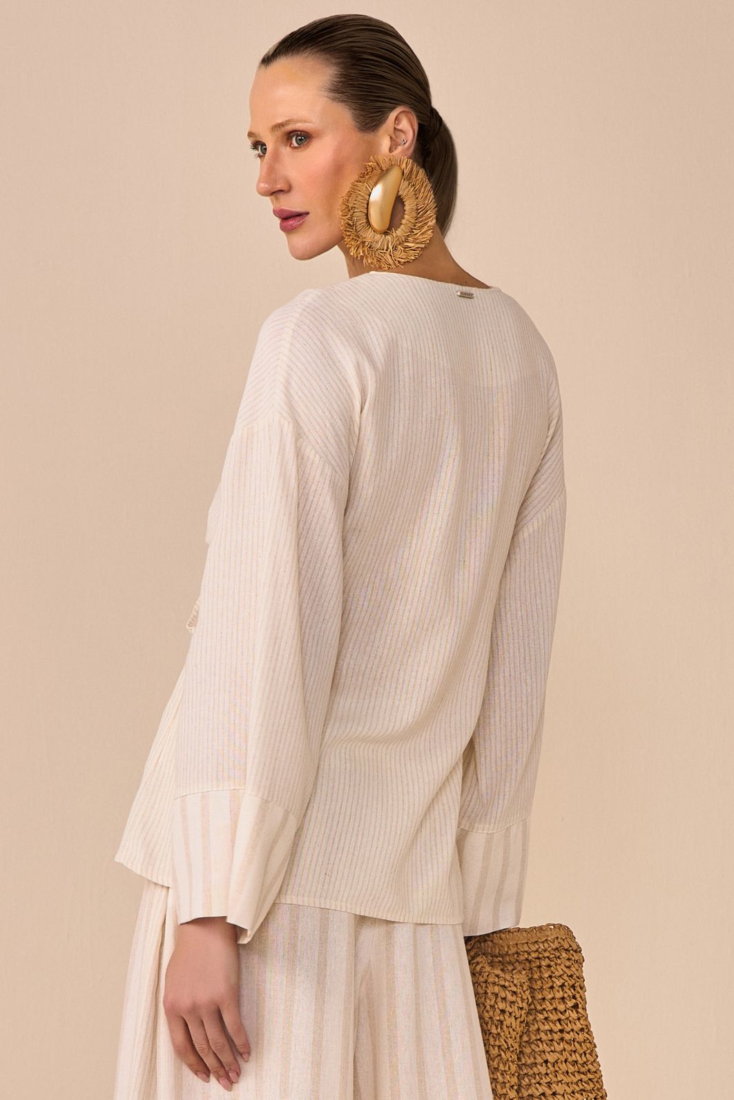 Camisa kimono em blend de linho listrado 94727 Linzzi Camisa kimono em blend de linho listrado 94727 Linzzi