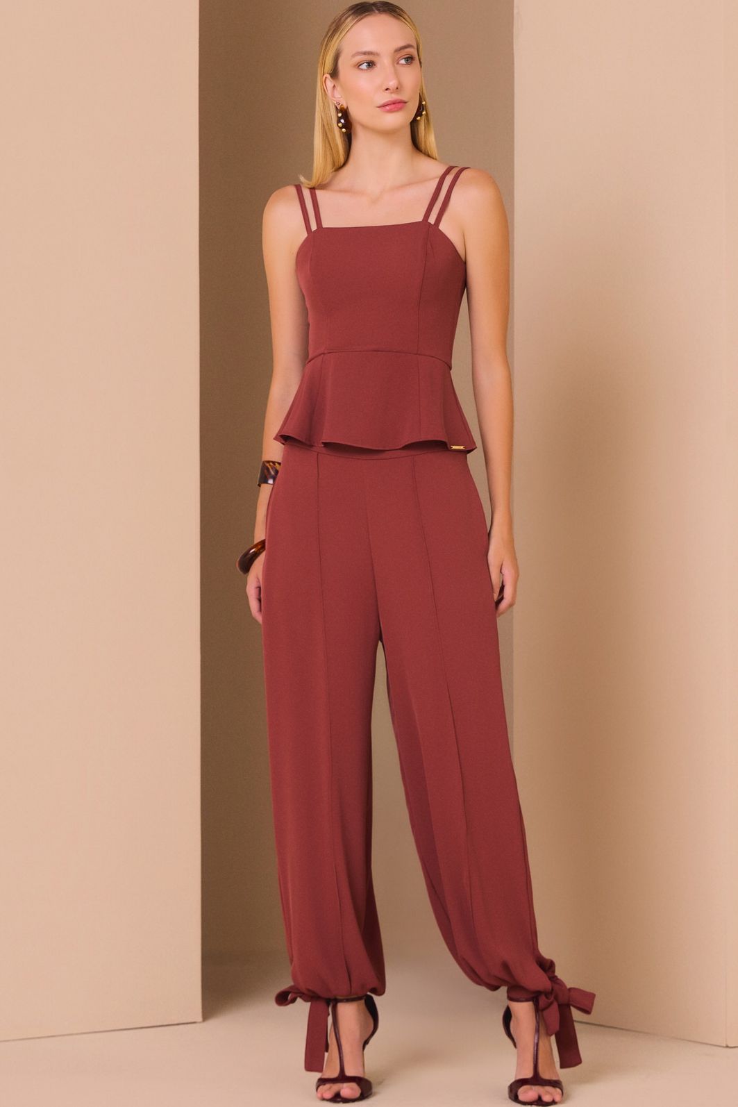 Blusa de alça em crepe premium 97759 Linzzi Blusa de alça em crepe premium 97759 Linzzi