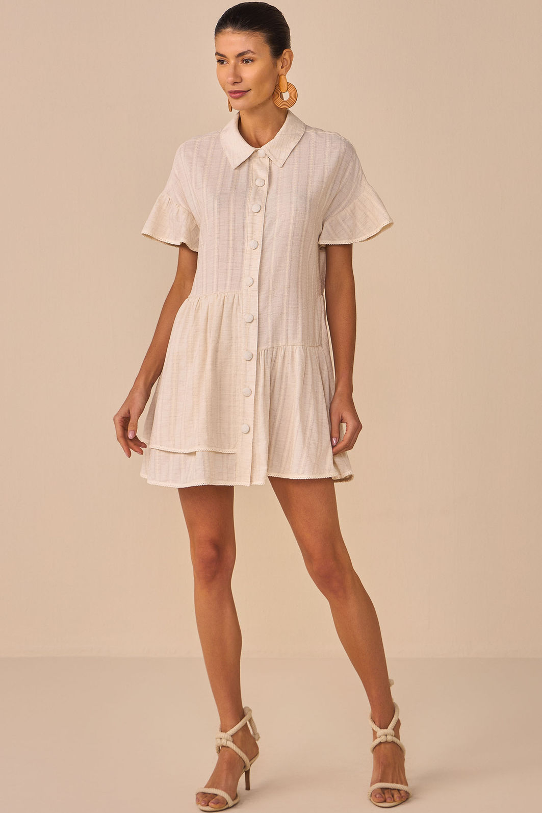 Vestido em linho maquinetado. Acompanha vestido forro em malha 97222 Linzzi Vestido em linho maquinetado. Acompanha vestido forro em malha 97222 Linzzi