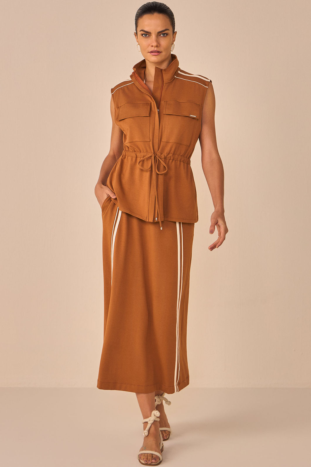 Saia maxi midi em molevisco premium 96766 Linzzi Saia maxi midi em molevisco premium 96766 Linzzi
