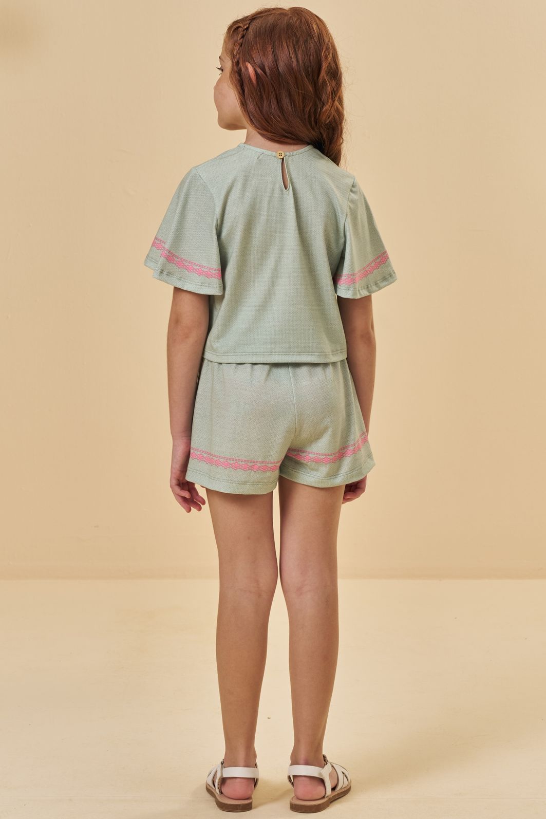 Conjunto de blusa e shorts em malha fresh 95020 Kukiê Infantil Menina