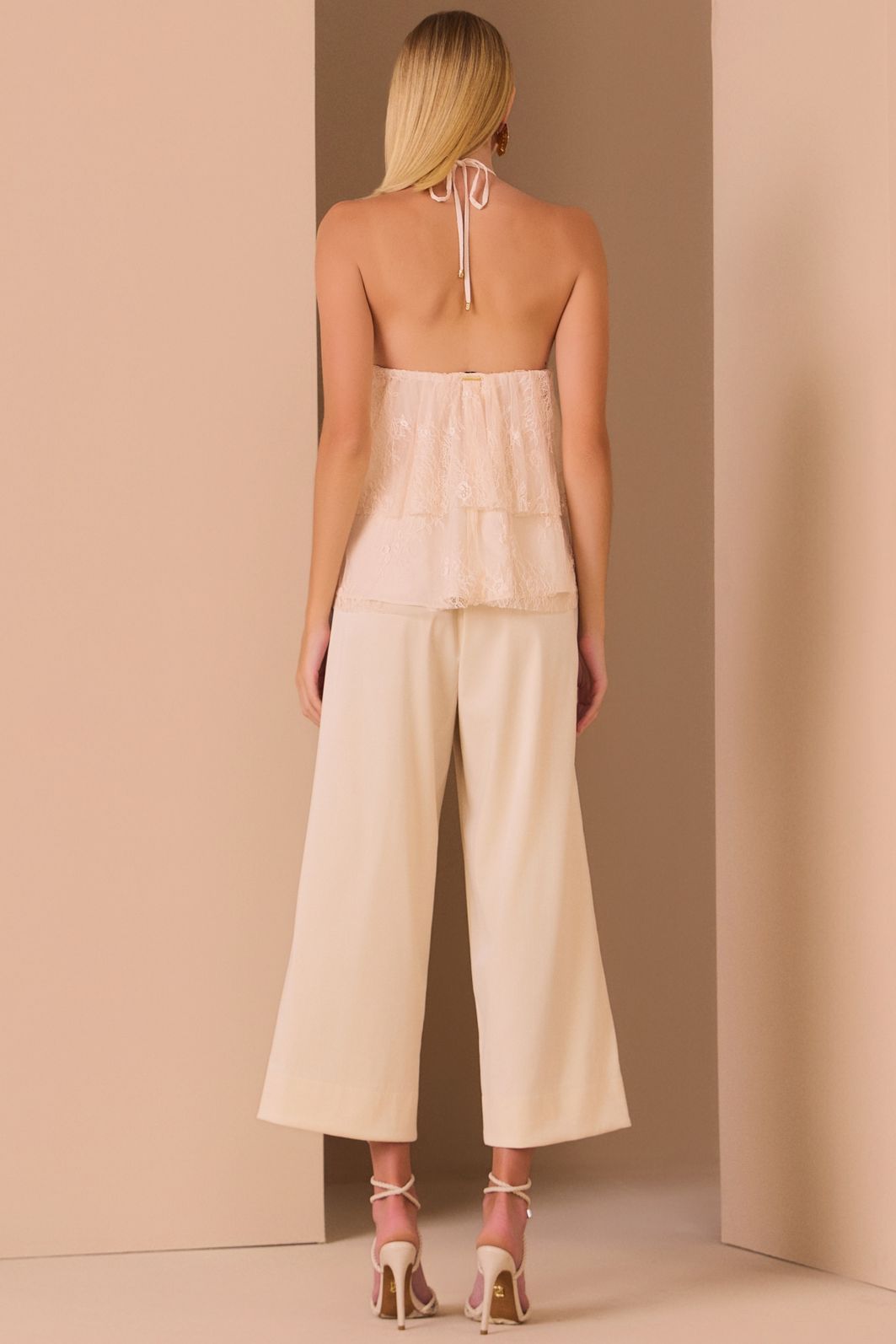 Calça maxi midi em tecido premium alfaiataria de viscose rayon 98942 Linzzi Calça maxi midi em tecido premium alfaiataria de viscose rayon 98942 Linzzi