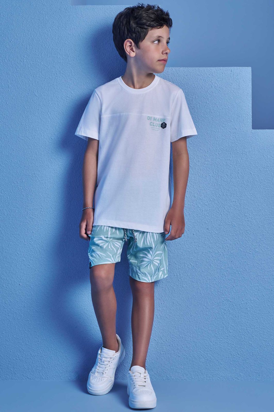 Conjunto de camiseta em meia malha e bermuda em nylon ergonomic com elastano 98695 Johnny Fox Teen Menino Conjunto de camiseta em meia malha e bermuda em nylon ergonomic com elastano 98695 Johnny Fox Teen Menino