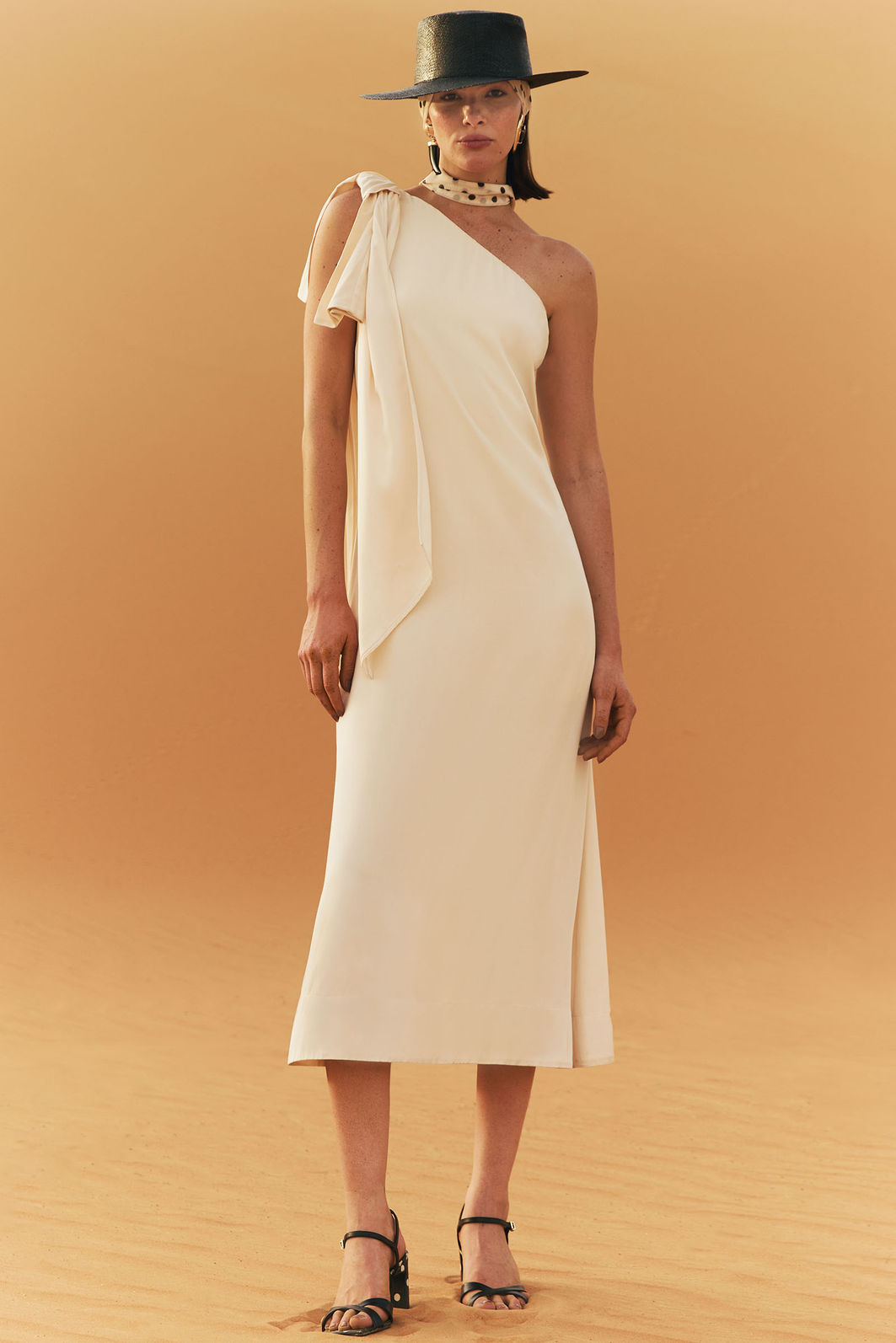 Vestido assimétrico maxi midi em blend de viscose 96179 Linzzi Vestido assimétrico maxi midi em blend de viscose 96179 Linzzi