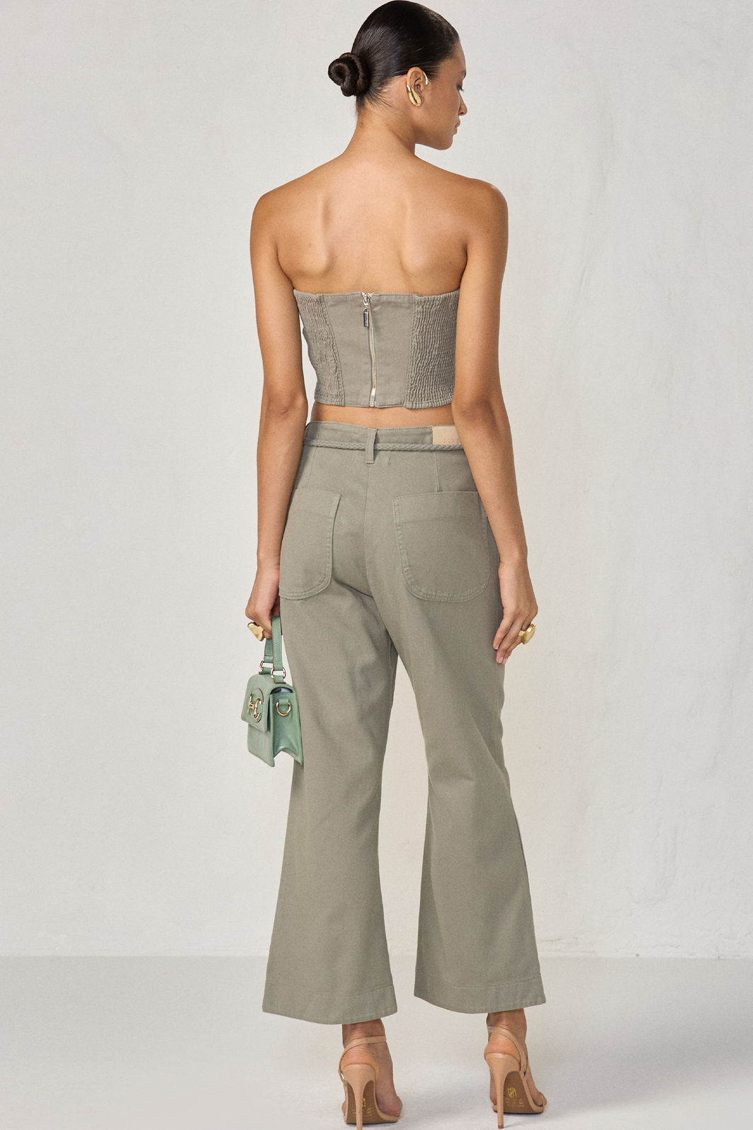Calça maxi midi em sarja com cinto de corda 83334 Linzzi Calça maxi midi em sarja com cinto de corda 83334 Linzzi