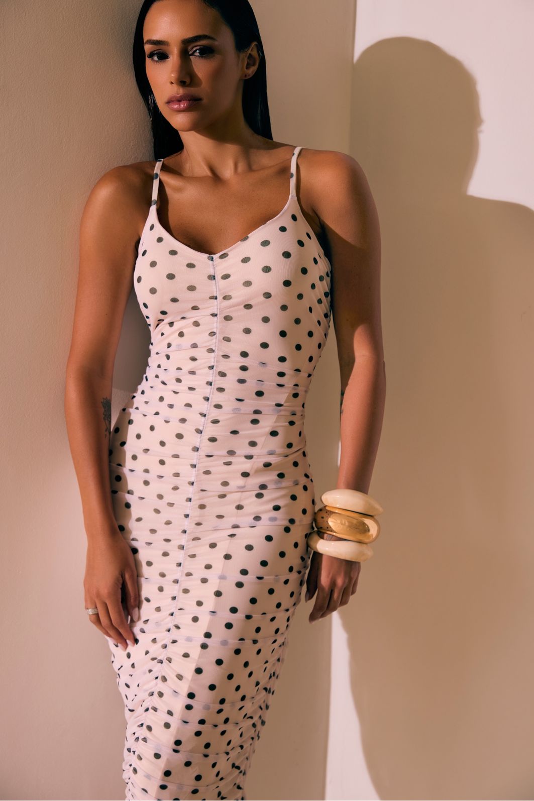 Vestido midi em tule estampado poá 97227 Linzzi Vestido midi em tule estampado poá 97227 Linzzi