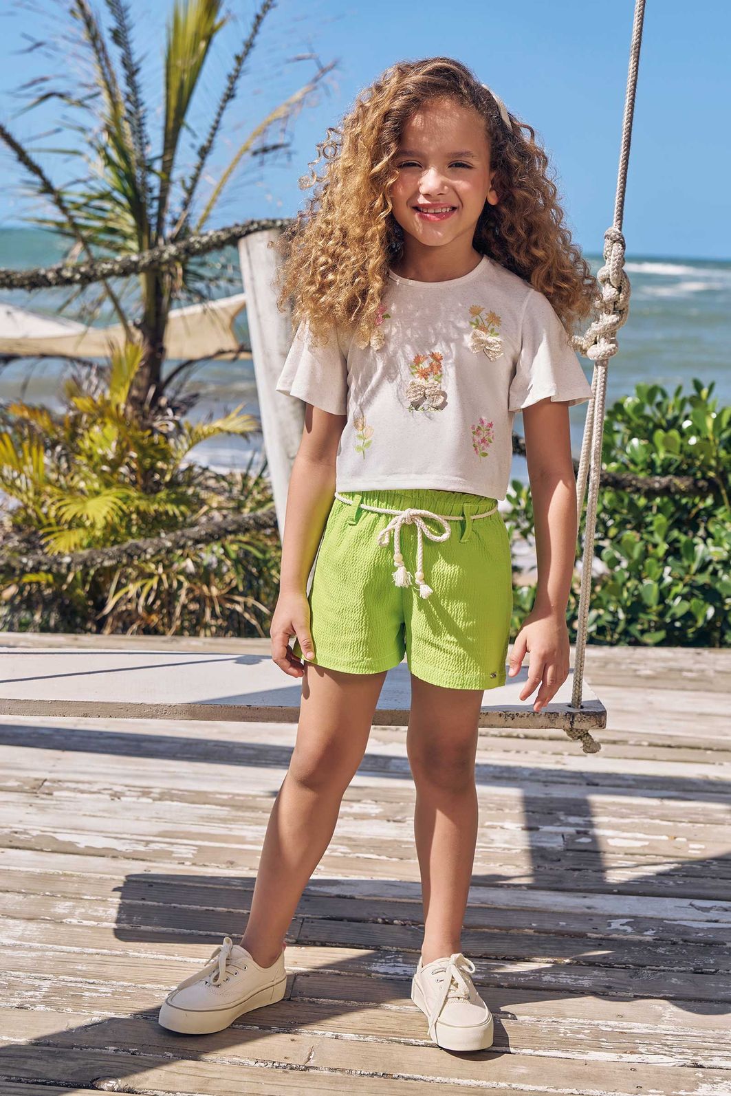 Conjunto de blusa em malha fresh e shorts em tecido texturizado 96478 Infanti Infantil Menina Conjunto de blusa em malha fresh e shorts em tecido texturizado 96478 Infanti Infantil Menina