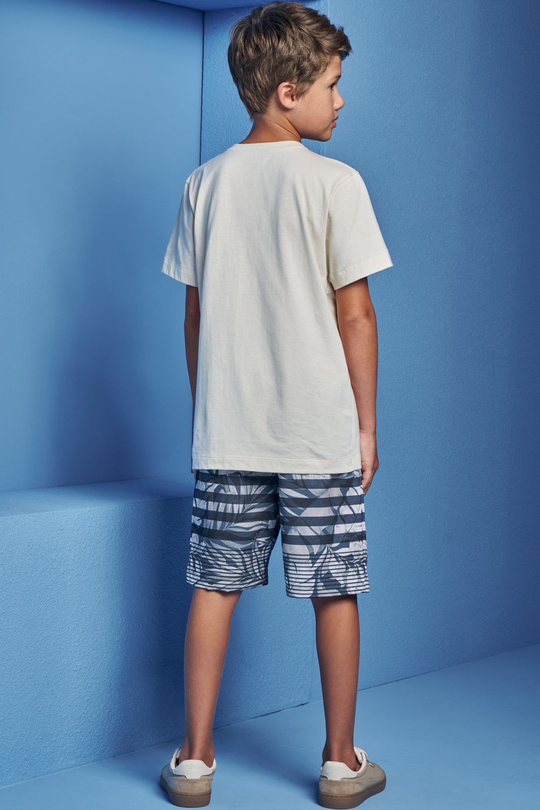 Conjunto de camiseta em meia malha e bermuda em nylon ergonomic com elastano 98847 Johnny Fox Teen Menino Conjunto de camiseta em meia malha e bermuda em nylon ergonomic com elastano 98847 Johnny Fox Teen Menino