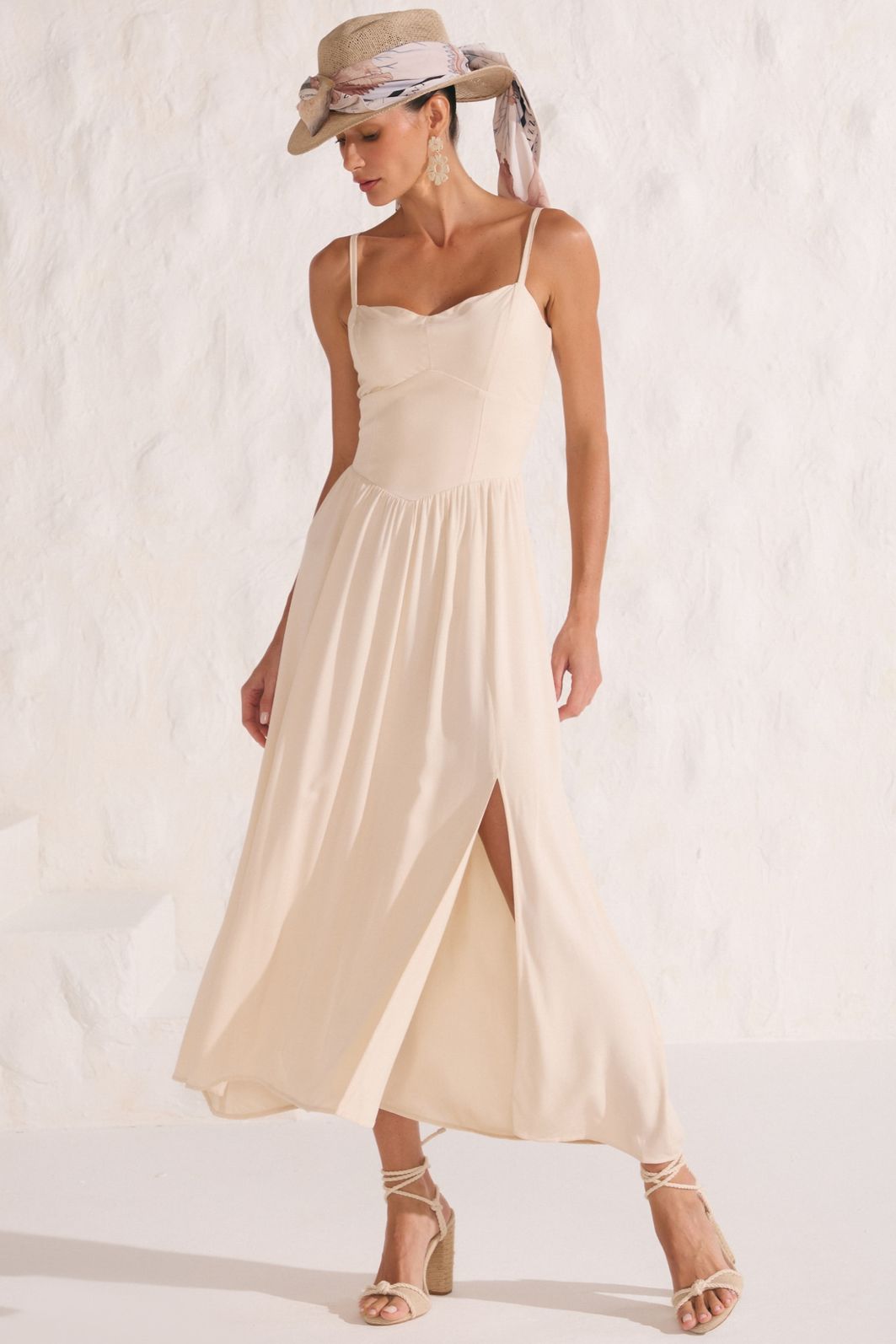 Vestido maxi midi em blend de viscose 88316 Linzzi Vestido maxi midi em blend de viscose 88316 Linzzi