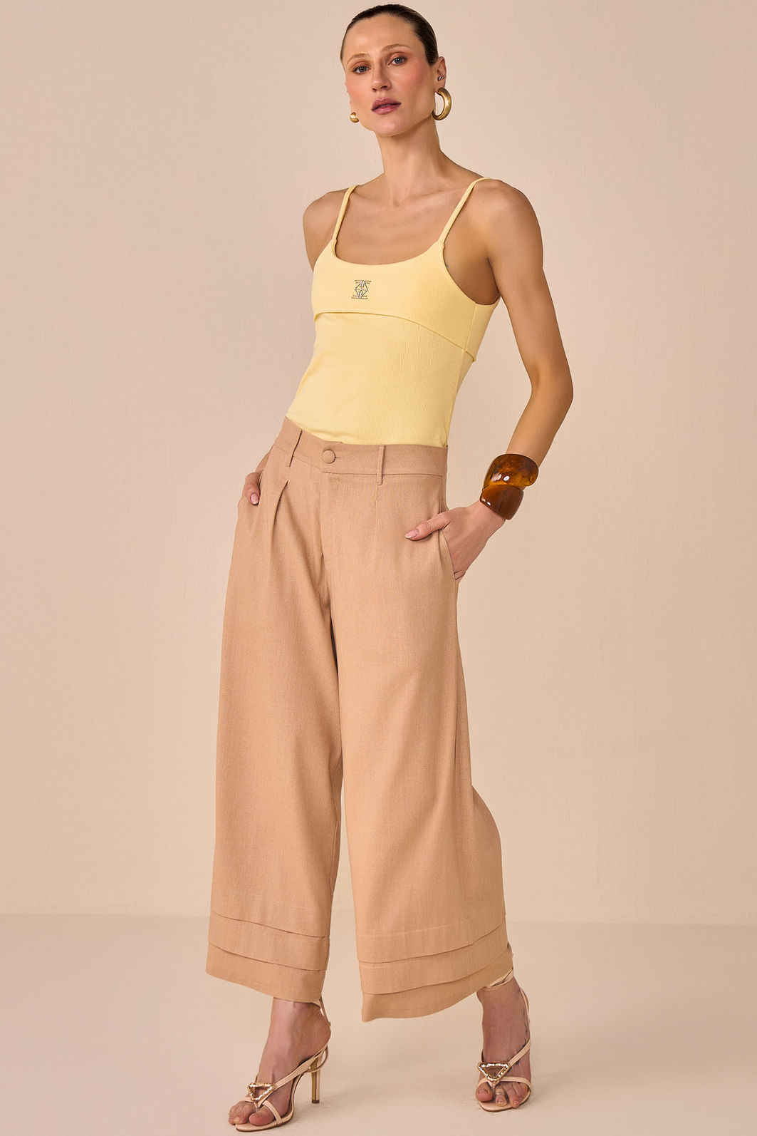 Calça maxi midi em blend de linho e viscose 95845 Linzzi Calça maxi midi em blend de linho e viscose 95845 Linzzi