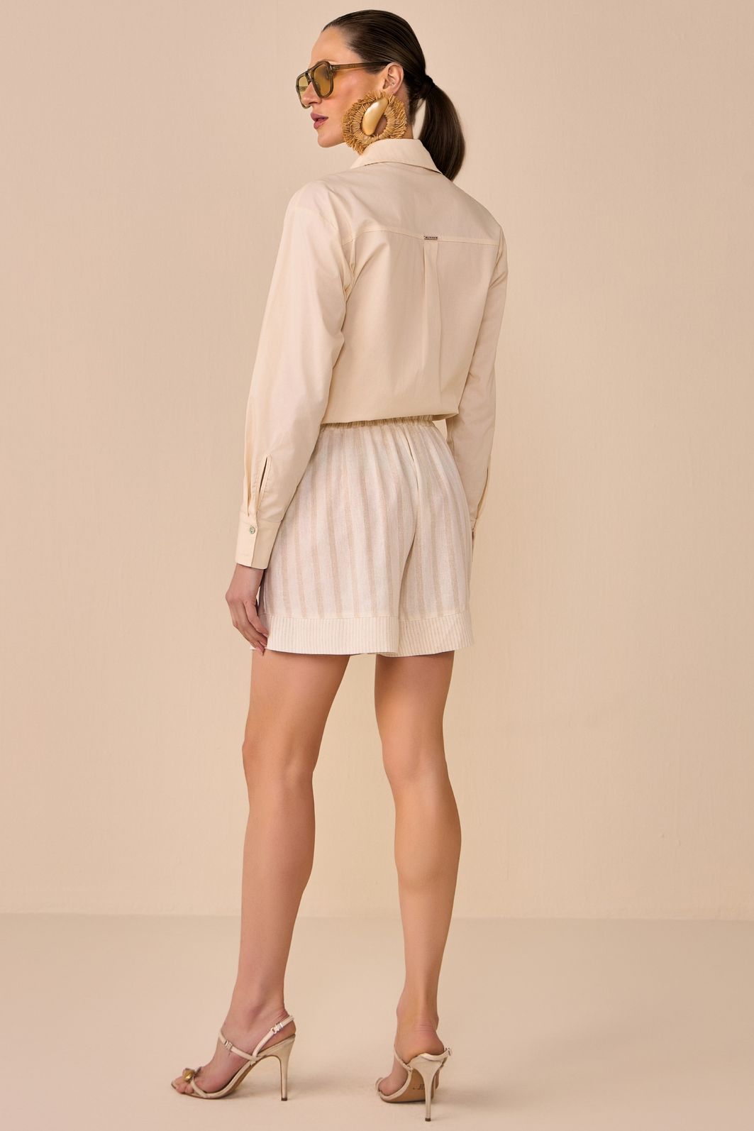 Shorts em blend de linho listrado 94728 Linzzi Shorts em blend de linho listrado 94728 Linzzi
