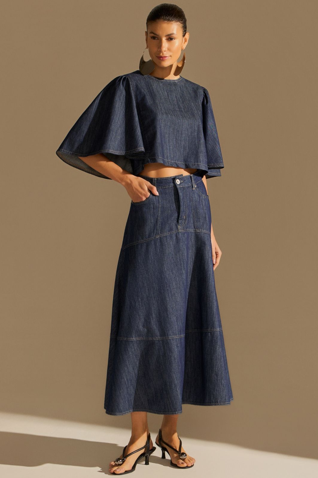 Saia maxi midi em jeans leve 94454 Linzzi Saia maxi midi em jeans leve 94454 Linzzi