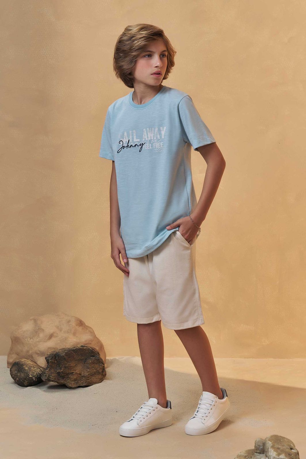 Conjunto de camiseta em malha mesclada e bermuda em linho santorine com elastano 95699 Johnny Fox Teen Menino Conjunto de camiseta em malha mesclada e bermuda em linho santorine com elastano 95699 Johnny Fox Teen Menino