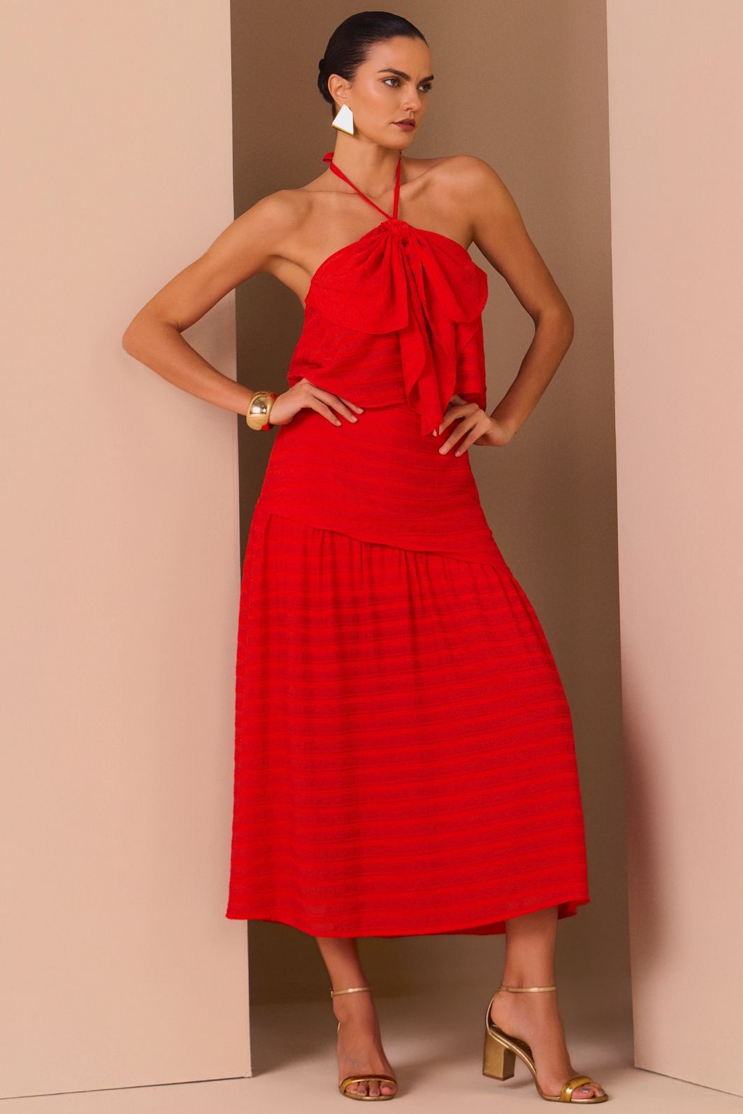 Blusa em crepe texturizado de viscose premium 99289 Linzzi Blusa em crepe texturizado de viscose premium 99289 Linzzi