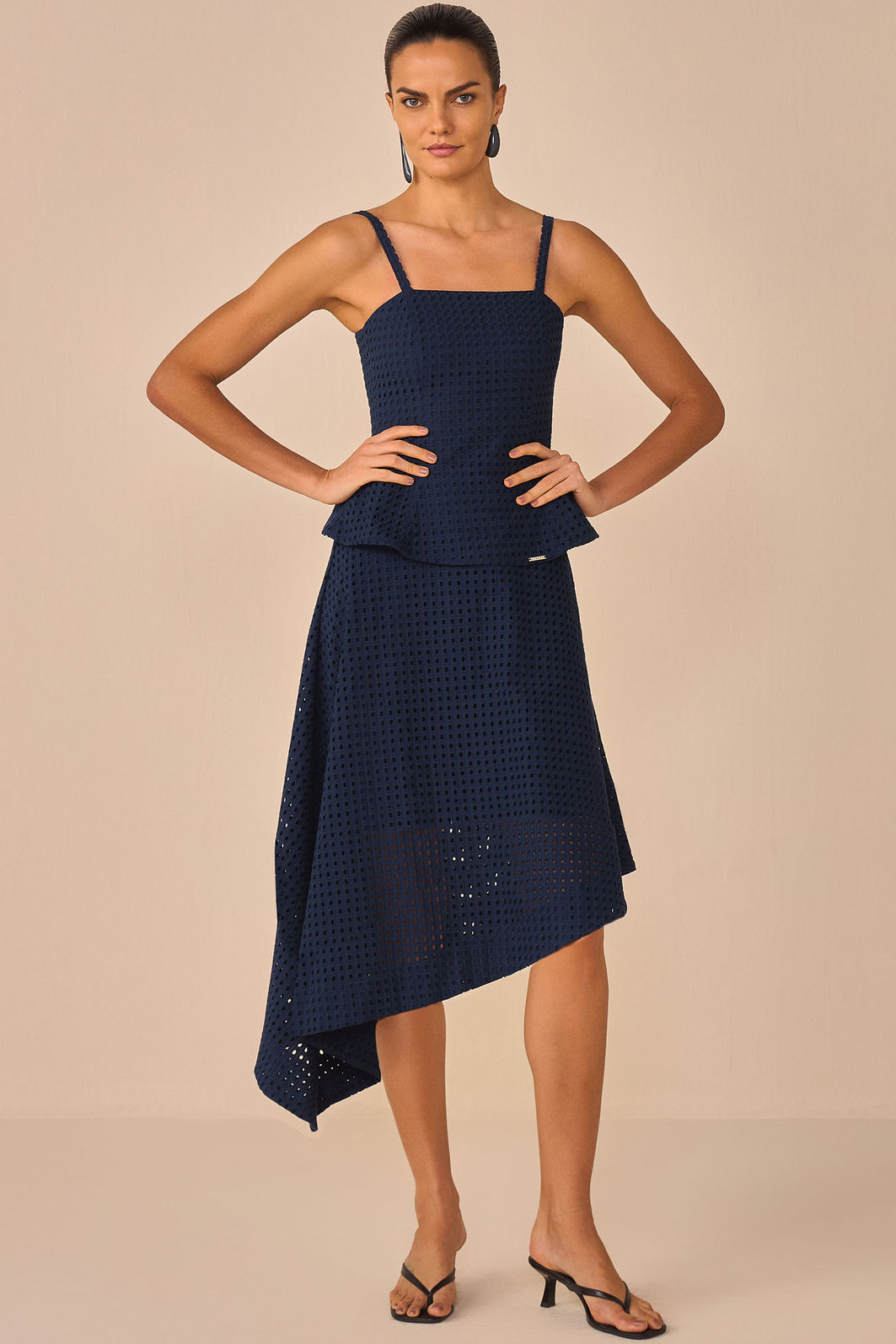 Blusa de alças em laise geométrica 97216 Linzzi Blusa de alças em laise geométrica 97216 Linzzi