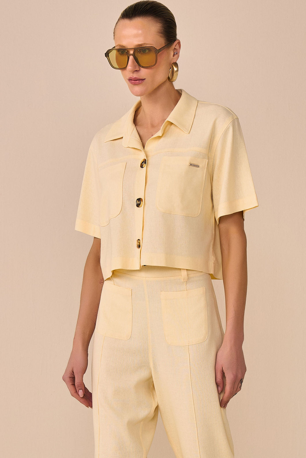 Camisa em blend de linho 95632 Linzzi Camisa em blend de linho 95632 Linzzi