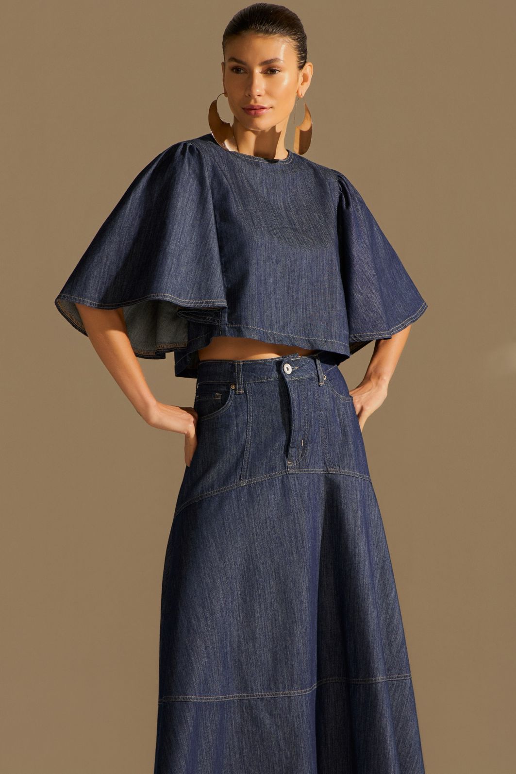 Saia maxi midi em jeans leve 94454 Linzzi Saia maxi midi em jeans leve 94454 Linzzi