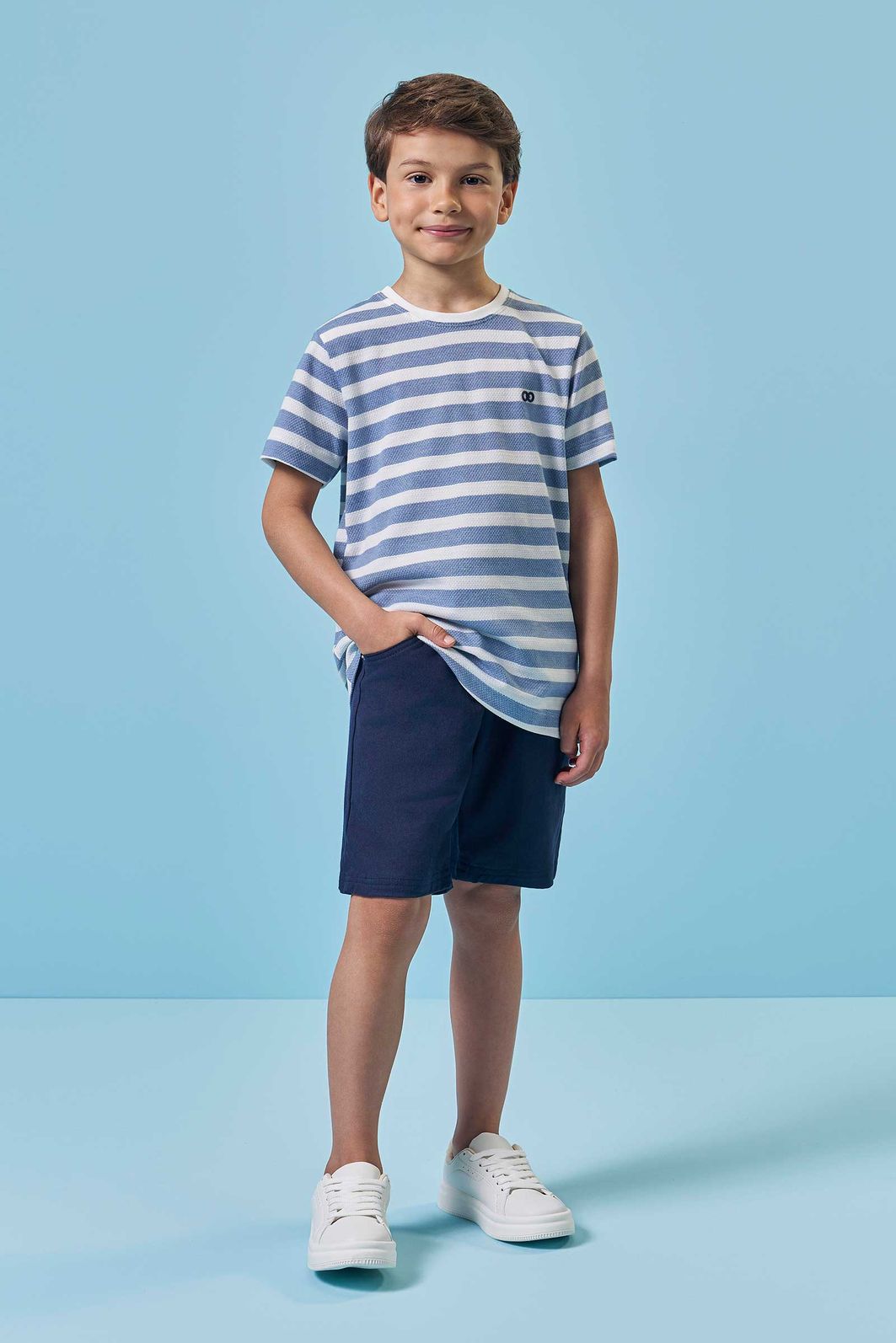 Conjunto de camiseta em malha brizza e bermuda em sarja girassol com elastano 96002 LucBoo Infantil Menino Conjunto de camiseta em malha brizza e bermuda em sarja girassol com elastano 96002 LucBoo Infantil Menino