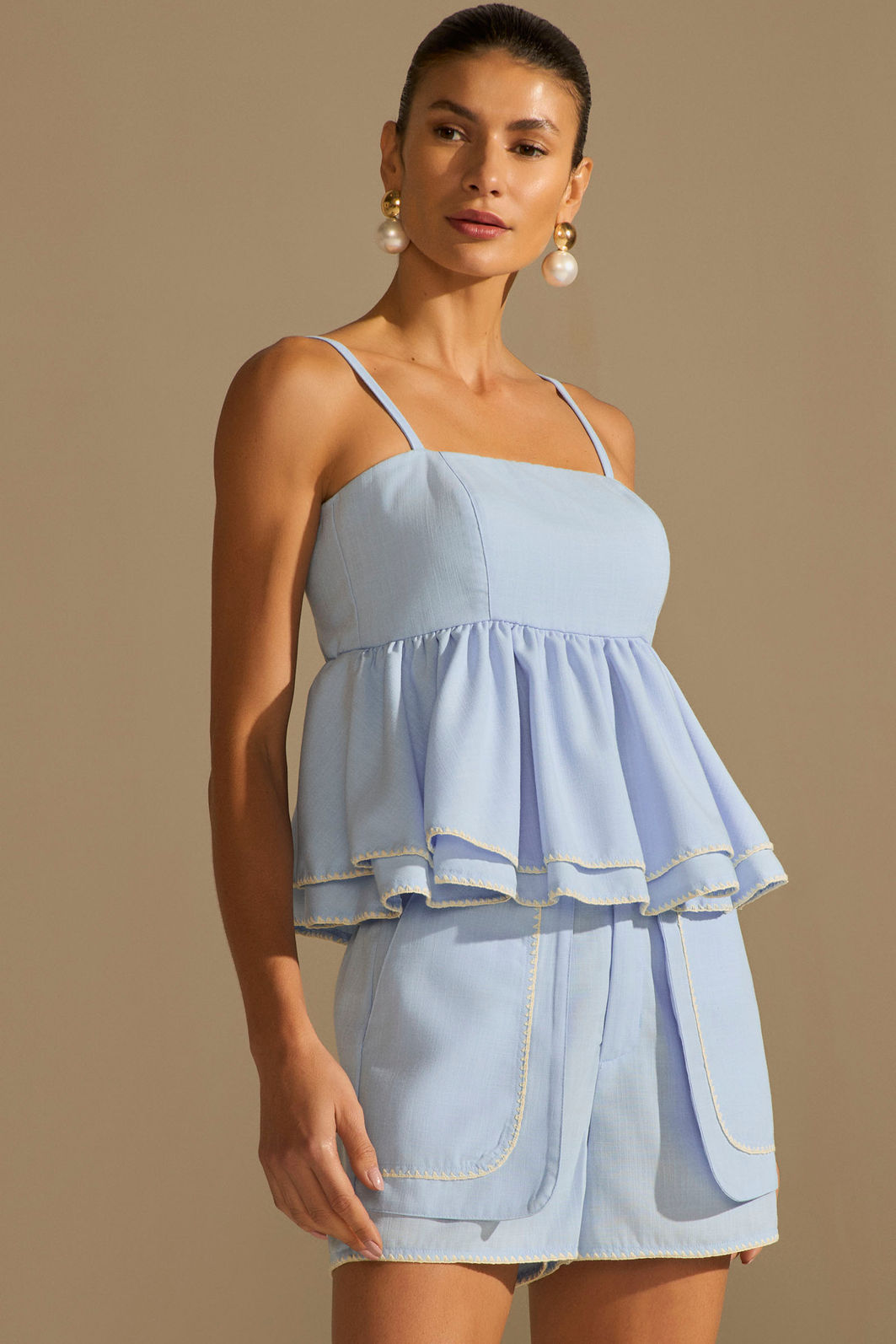 Blusa peplum de alça em blend de linho 95619 Linzzi Blusa peplum de alça em blend de linho 95619 Linzzi