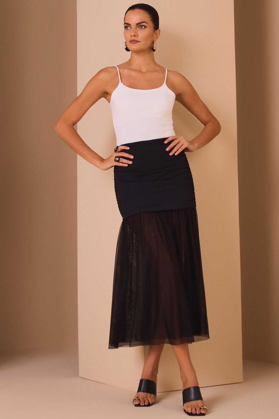 Saia maxi midi em malha delicaté e tule 99285 Linzzi Saia maxi midi em malha delicaté e tule 99285 Linzzi