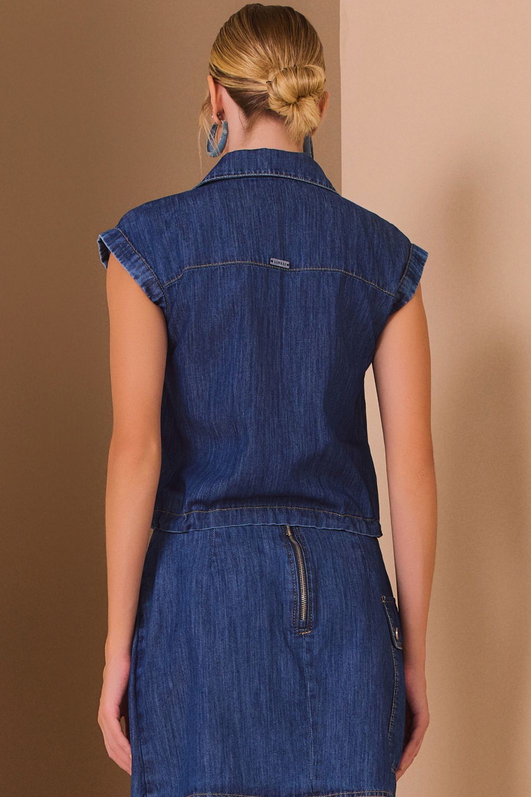 Camisa em jeans leve 97727 Linzzi Camisa em jeans leve 97727 Linzzi