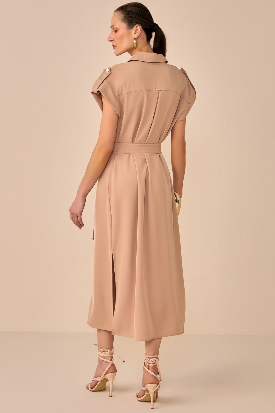 Vestido chemise em crepe alfaiataria 94736 Linzzi Vestido chemise em crepe alfaiataria 94736 Linzzi