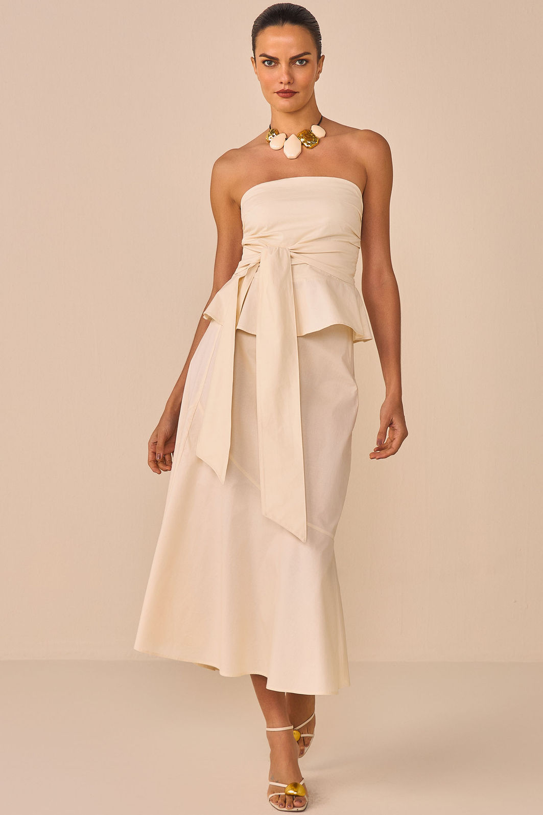 Saia maxi midi em tricoline premium com elastano. Acompanha shorts forro em malha 95629 Linzzi Saia maxi midi em tricoline premium com elastano. Acompanha shorts forro em malha 95629 Linzzi