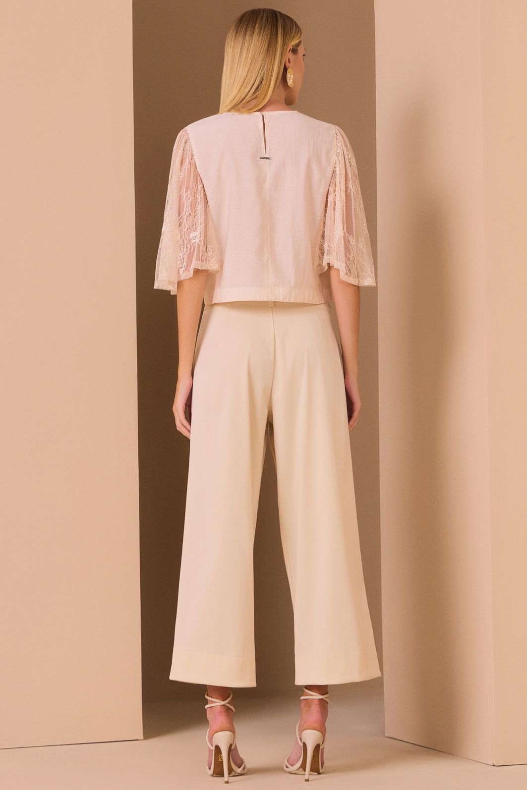 Calça maxi midi em tecido premium alfaiataria de viscose rayon 98942 Linzzi Calça maxi midi em tecido premium alfaiataria de viscose rayon 98942 Linzzi