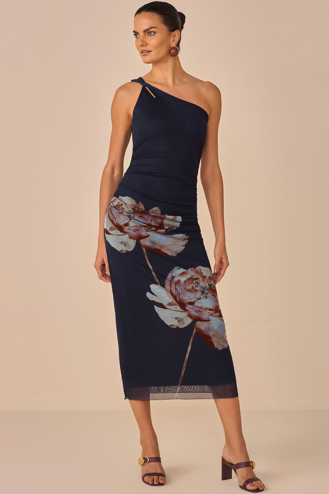 Vestido midi em tule com estampa localizada 96197 Linzzi Vestido midi em tule com estampa localizada 96197 Linzzi