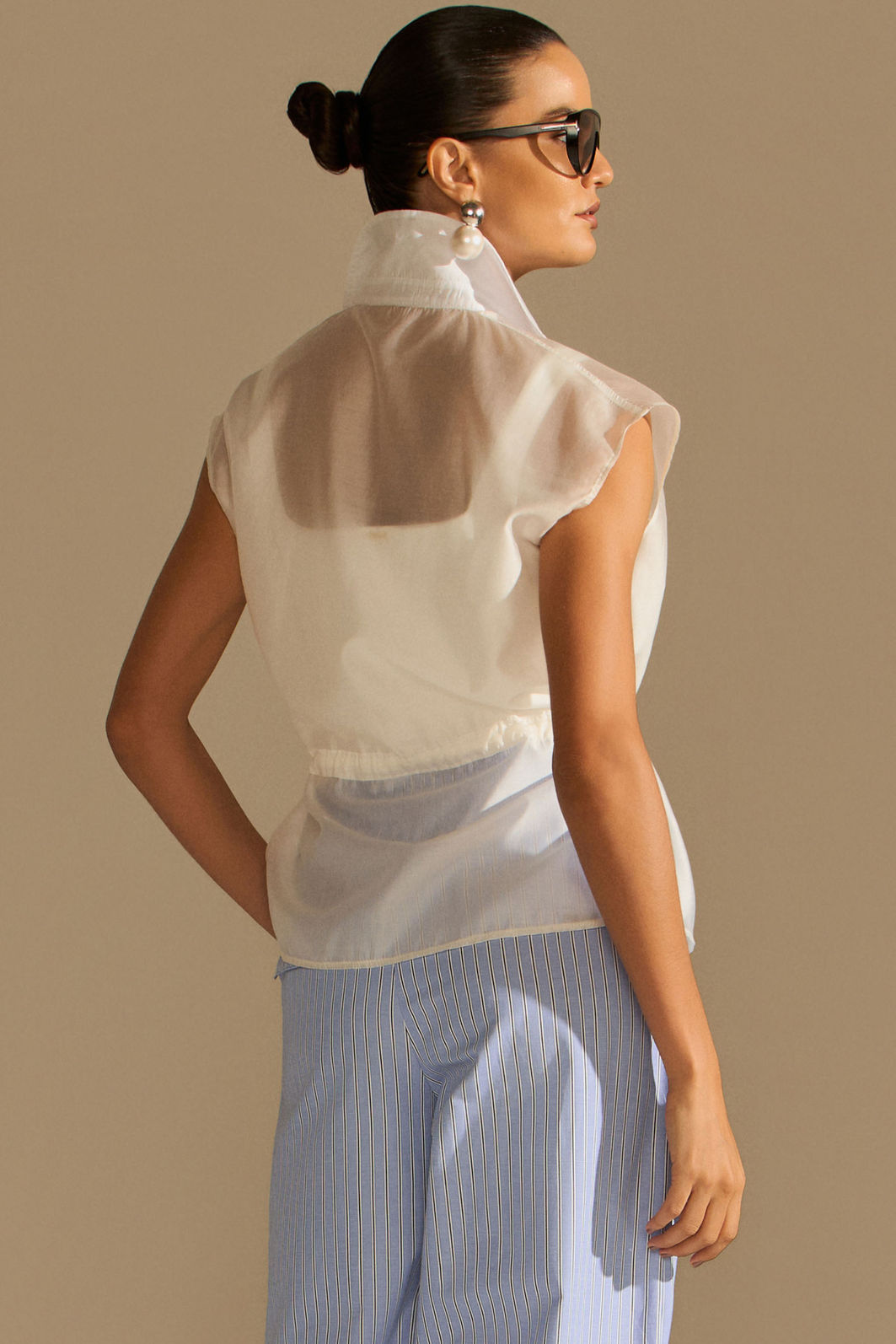 Camisa sem mangas em blend de liocel 96945 Linzzi Camisa sem mangas em blend de liocel 96945 Linzzi