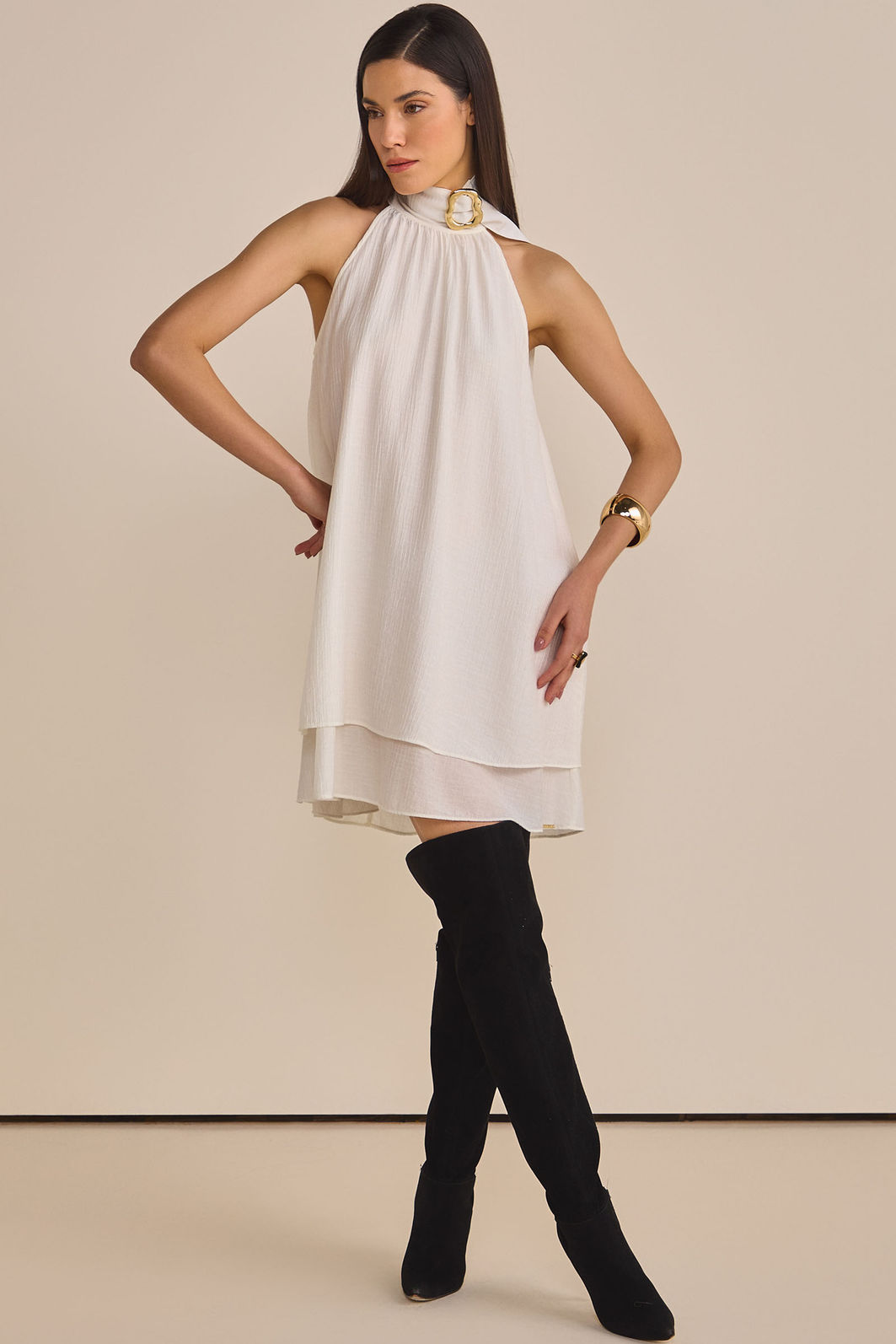 Vestido frente única em chiffon jacquard listrado com cinto faixa 91900 Linzzi