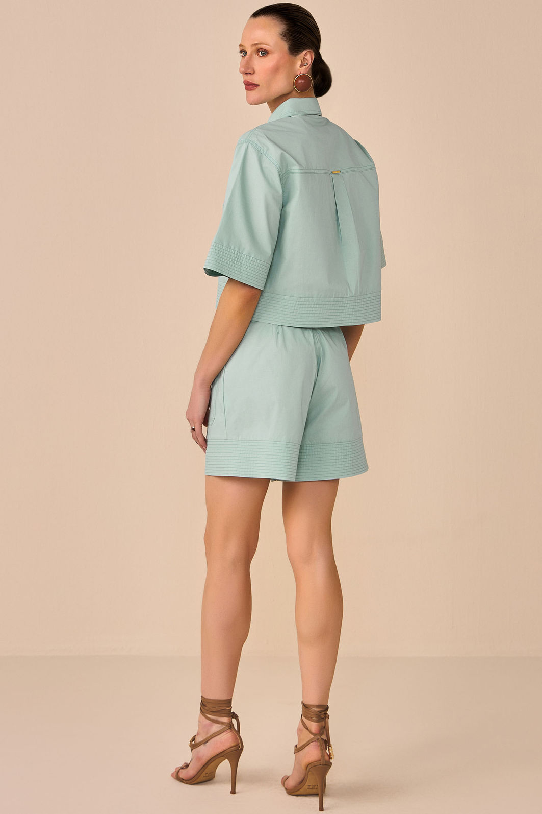Shorts em tricoline premium com elastano 95842 Linzzi Shorts em tricoline premium com elastano 95842 Linzzi