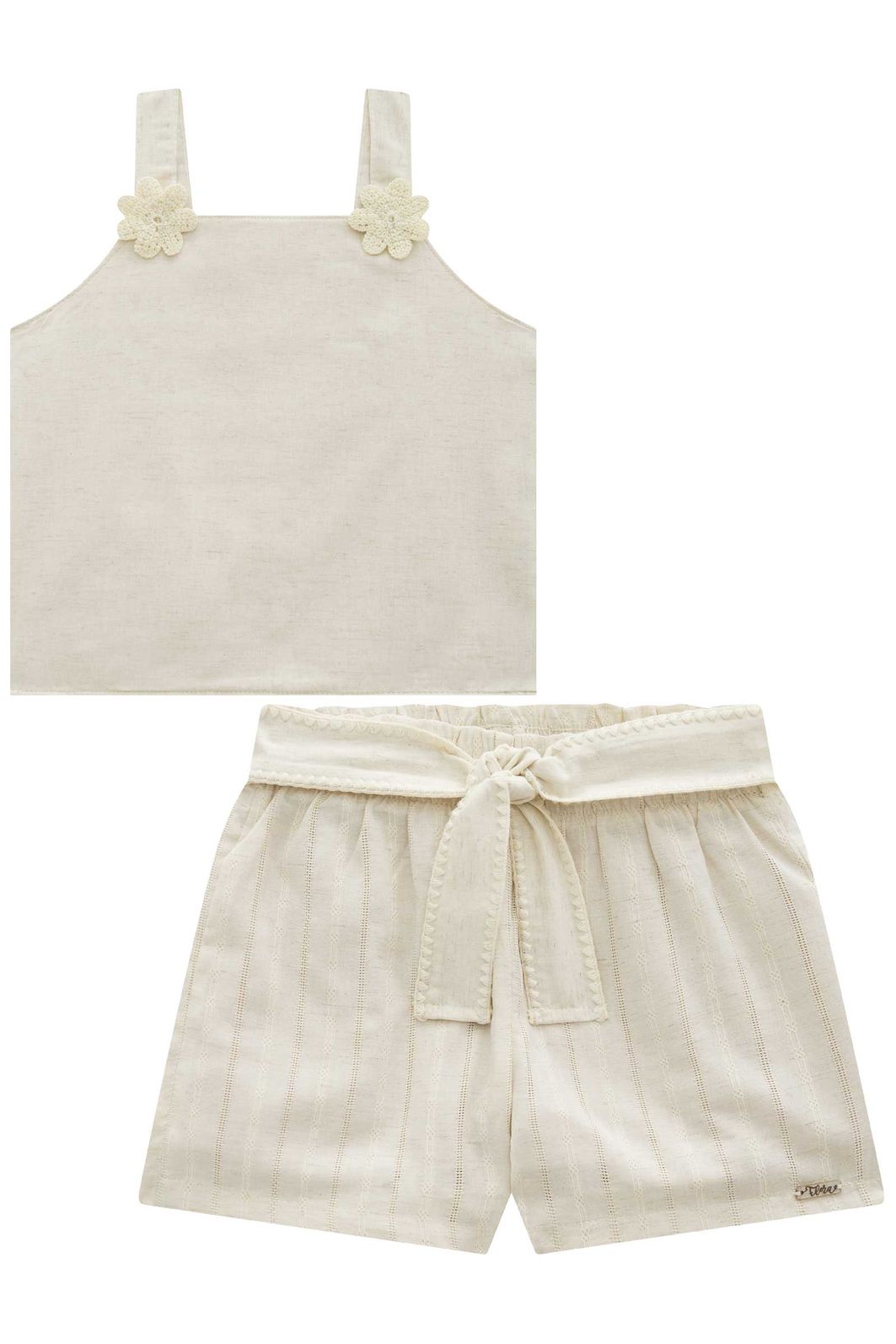 Conjunto de blusa em linho deluxe e shorts em blend de linho bordado 96497 Infanti Infantil Menina Conjunto de blusa em linho deluxe e shorts em blend de linho bordado 96497 Infanti Infantil Menina