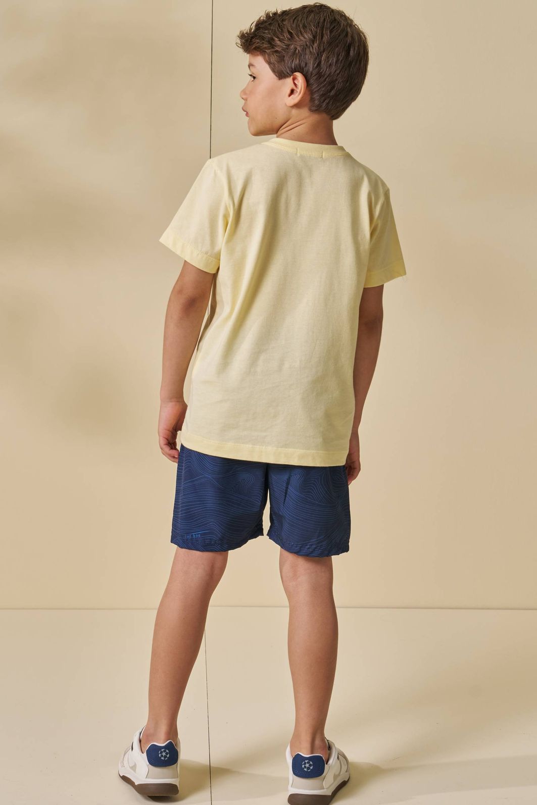 Conjunto de camiseta em meia malha e bermuda em nylon ergonomic com elastano 97860 LucBoo Infantil Menino Conjunto de camiseta em meia malha e bermuda em nylon ergonomic com elastano 97860 LucBoo Infantil Menino