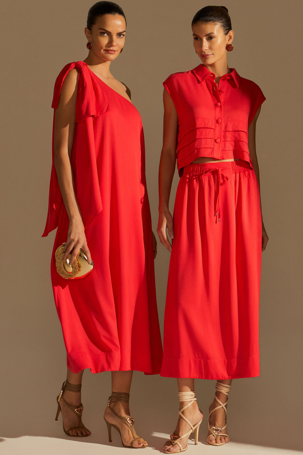 Vestido assimétrico maxi midi em blend de viscose 96179 Linzzi Vestido assimétrico maxi midi em blend de viscose 96179 Linzzi