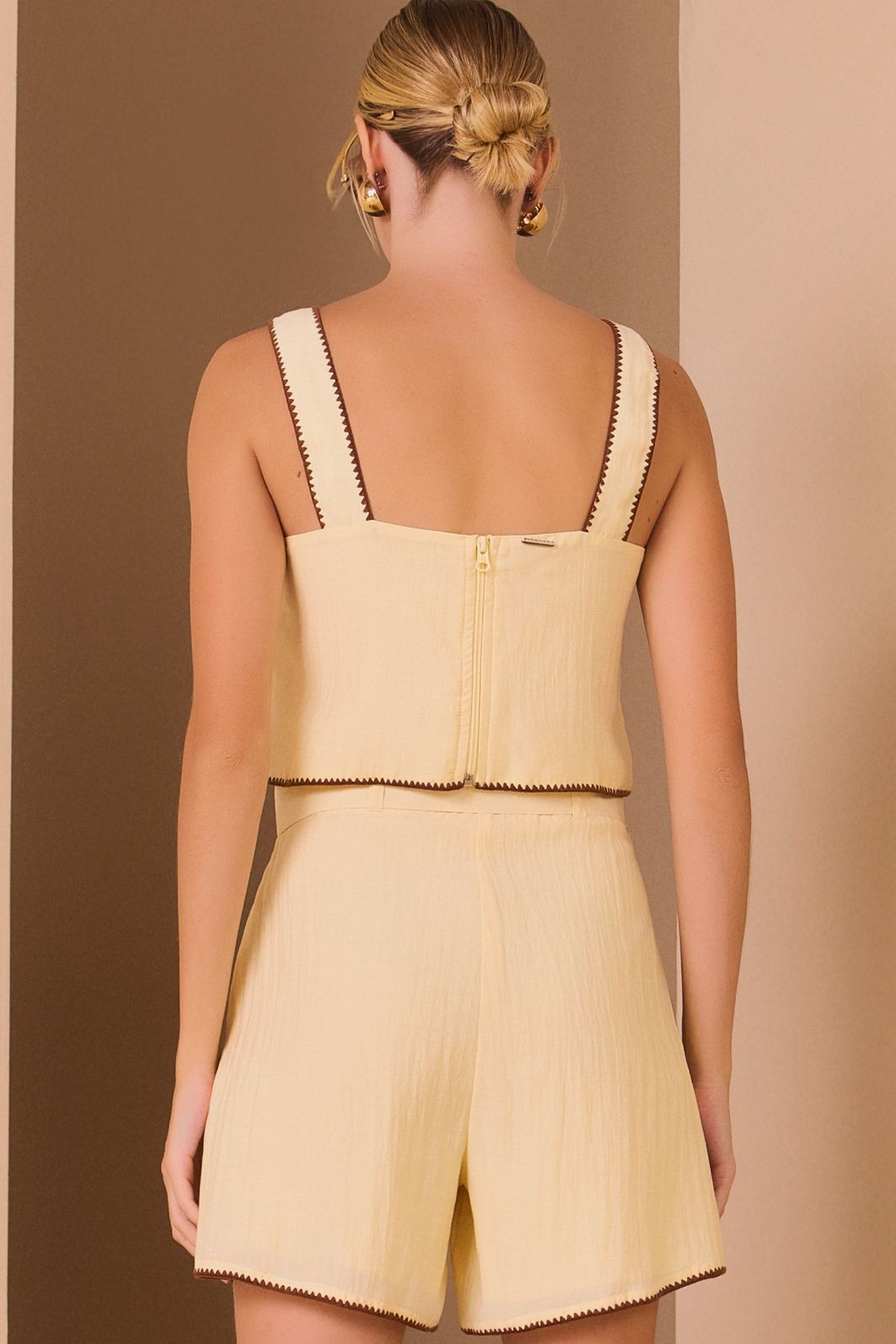 Blusa em crepe de viscose rayon 98633 Linzzi Blusa em crepe de viscose rayon 98633 Linzzi