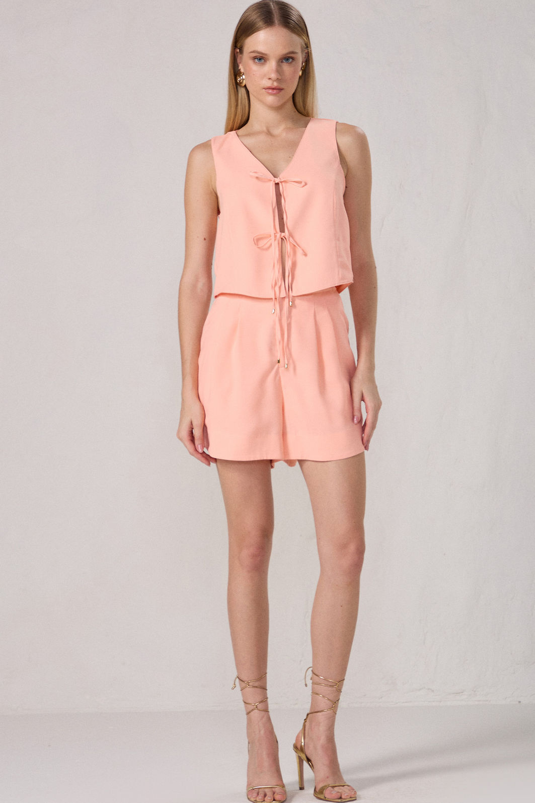 Shorts estilo alfaiataria em crepe 83258 Linzzi Shorts estilo alfaiataria em crepe 83258 Linzzi