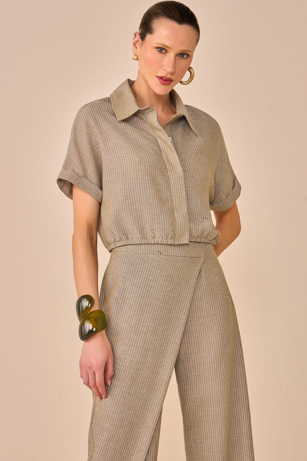 Camisa em blend de linho listrado 95847 Linzzi Camisa em blend de linho listrado 95847 Linzzi