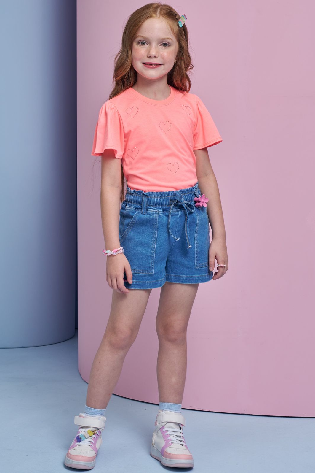 Shorts em jeans com elastano. Acompanha presilha de cabelo 95317 Infanti Infantil Menina Shorts em jeans com elastano. Acompanha presilha de cabelo 95317 Infanti Infantil Menina