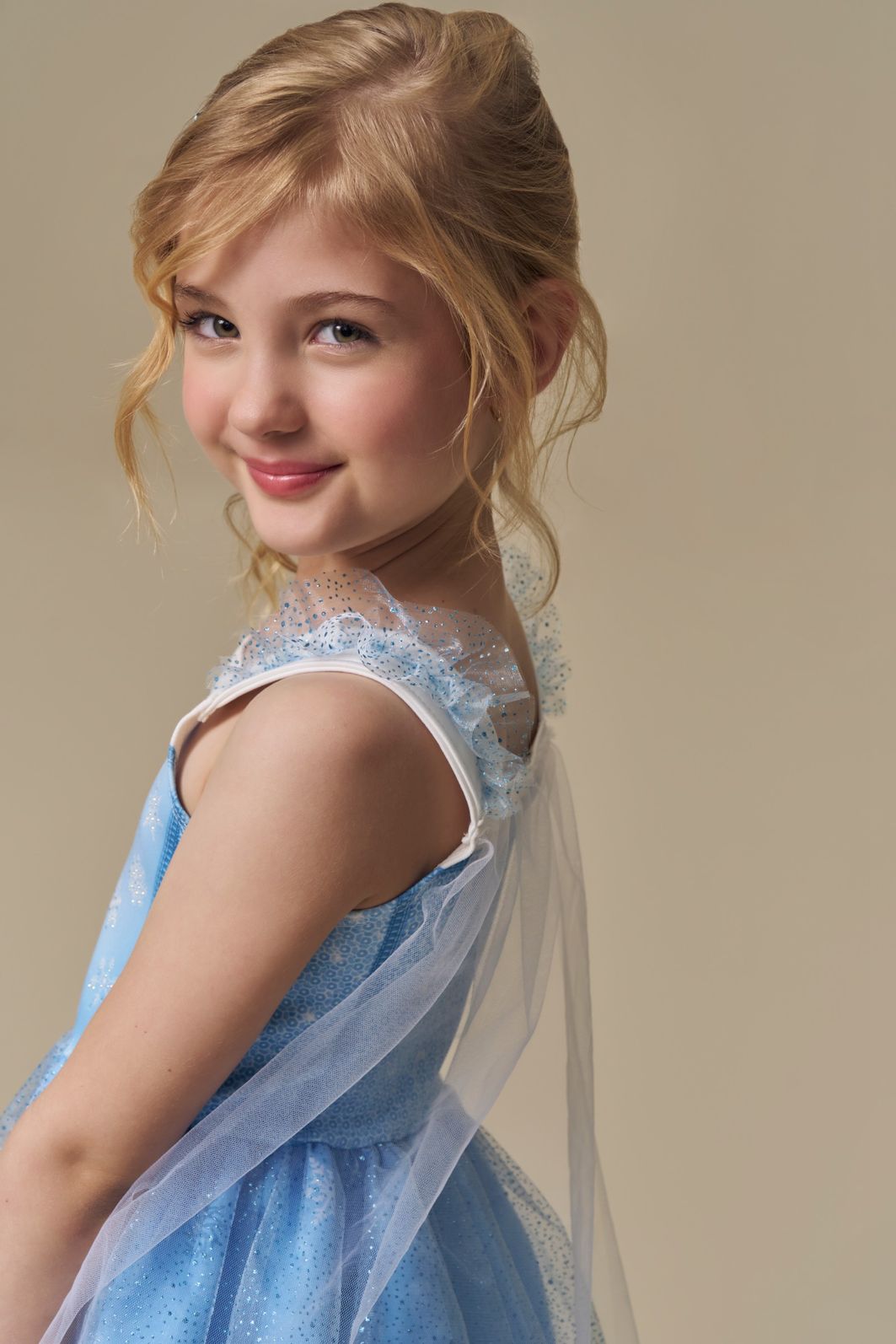 Fantasia de princesa do gelo em fly tech e organza brilho. Acompanha varinha 97390 Infanti Infantil Menina Fantasia de princesa do gelo em fly tech e organza brilho. Acompanha varinha 97390 Infanti Infantil Menina
